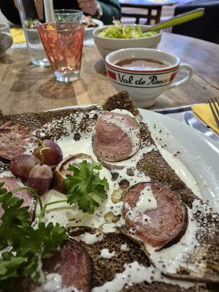 Crêpe Avec Andouille de Guemene